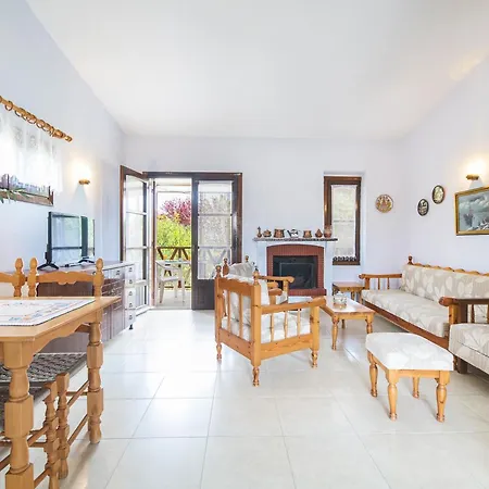 Ekavi Apartment *